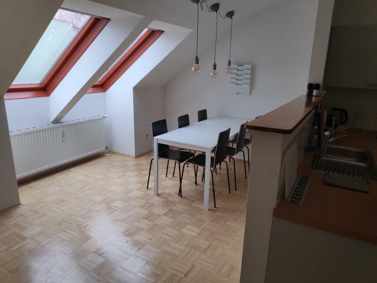 Flataid Apartment Obere Bahnstrasse - Grazer Messe Exterior photo